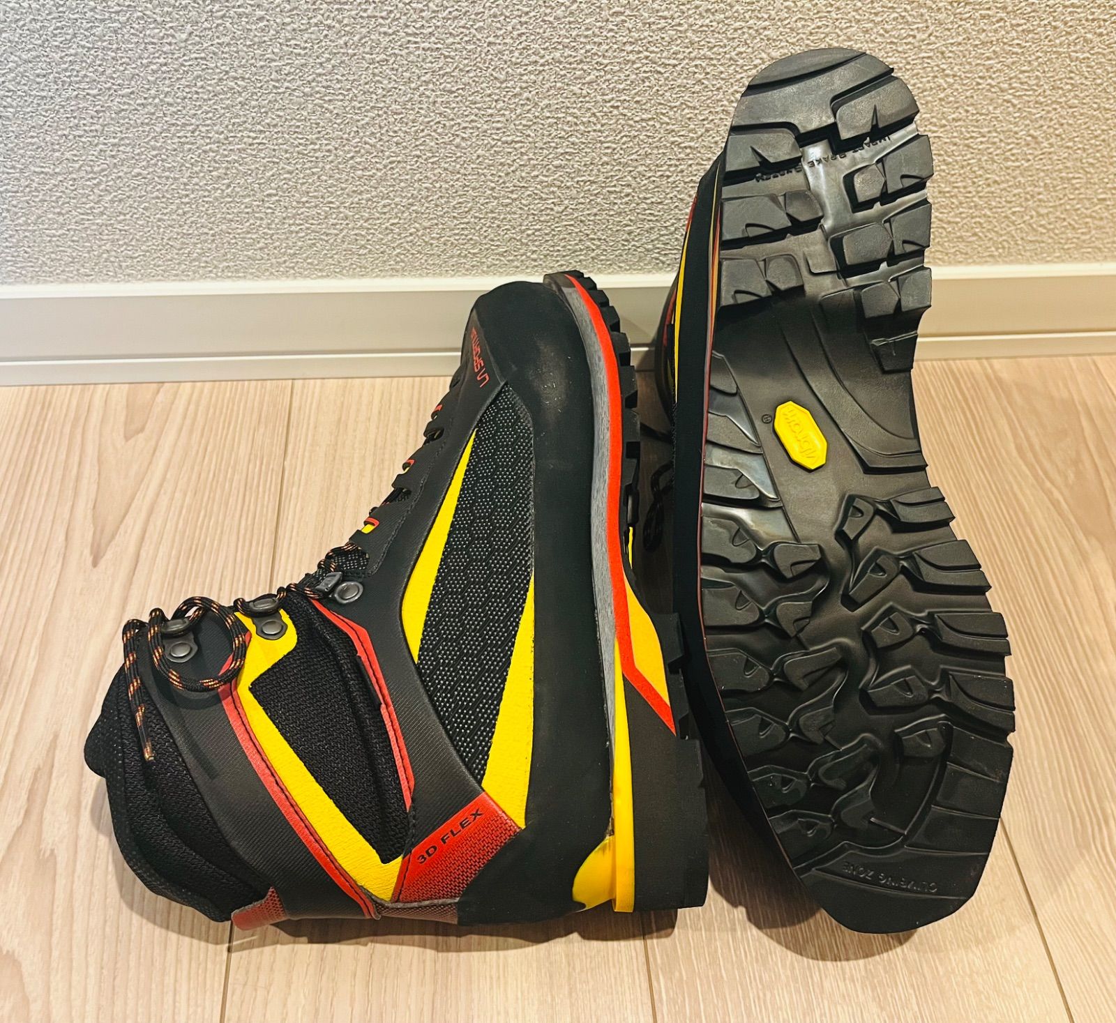 き交渉大 EU 44 27.9 cm スポルティバ トランゴ タワー エクストリーム GTX アプローチ 登山靴