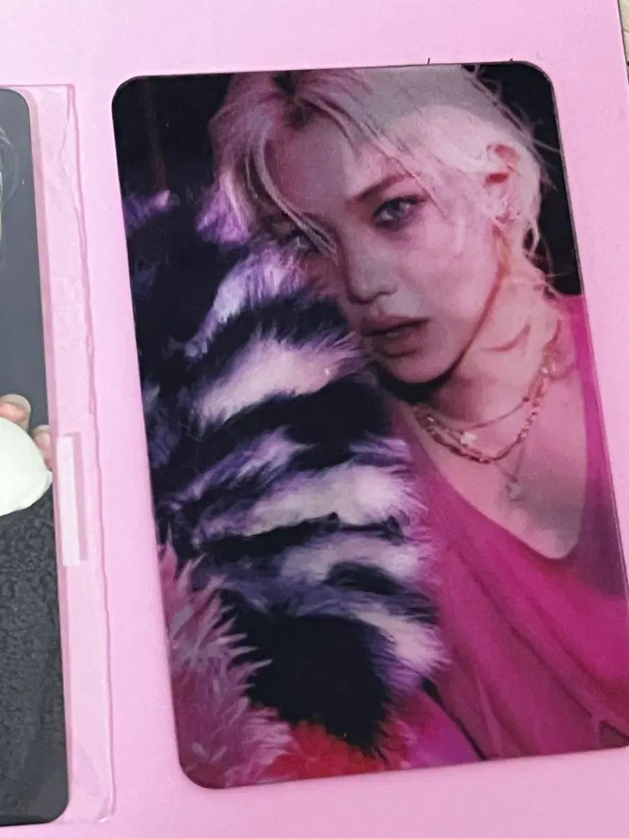 StrayKids 韓国公式 レンチキュラー ,全種トレカ & ケース Stray Kids(ストレイキッズ・スキズ・SKZ) フィリックス(FELIX