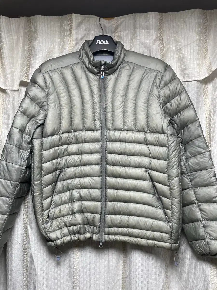 ゼログラム ラモナ120 グース ゼロライト スタン ダウン