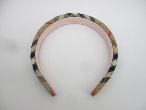 美品 バーバリー BURBERRY ノバチェック カチューシャ アアクセサリー