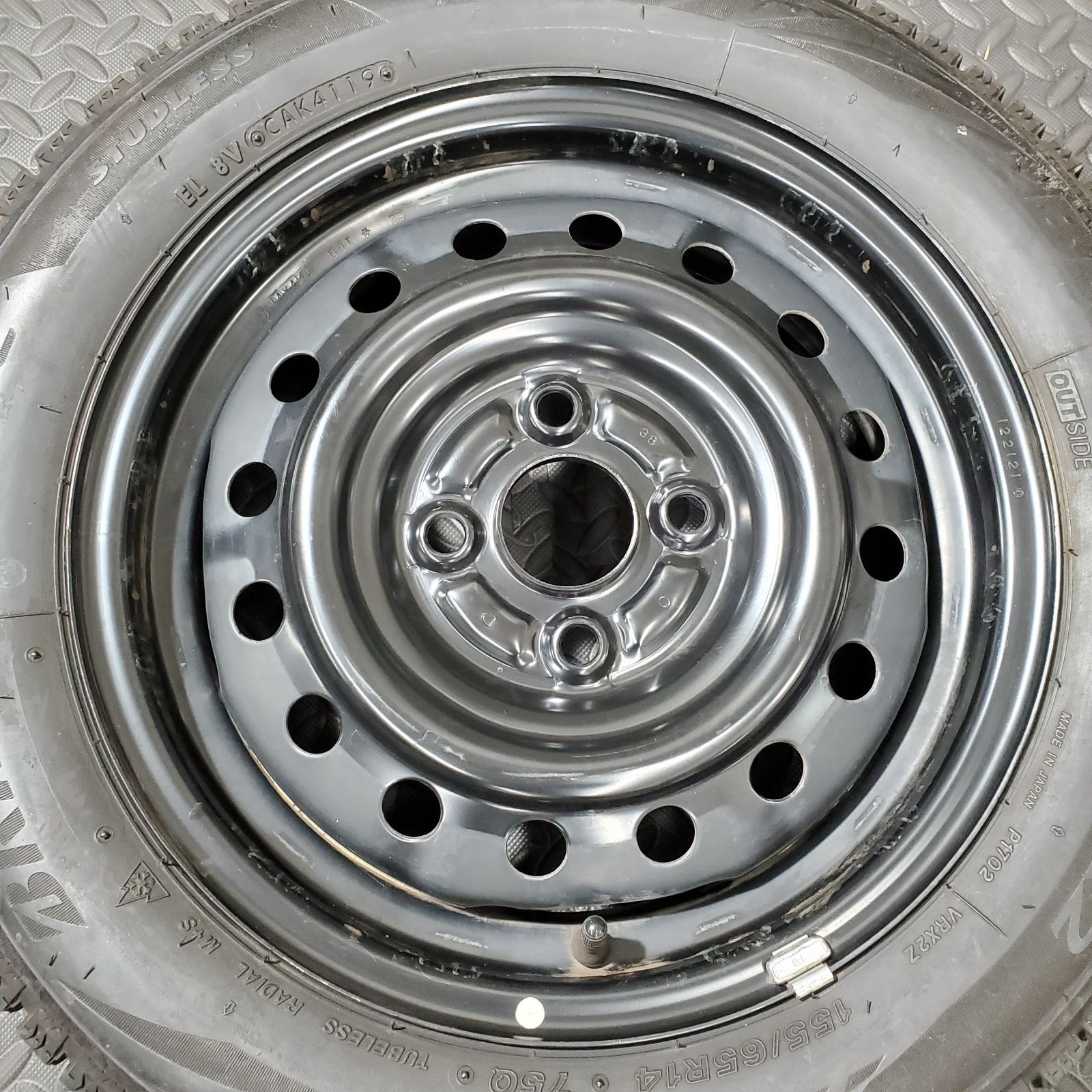 19年製 155 65 R 14 ブリヂストン VRX 2 スズキ アルト ワゴンR スペーシア スタッドレスタイヤ 1248