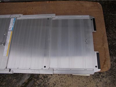 一部地域を除く 三つ折りアルミスロ プ 品番不明 TS-25-1126-01 介護用枕 その他 