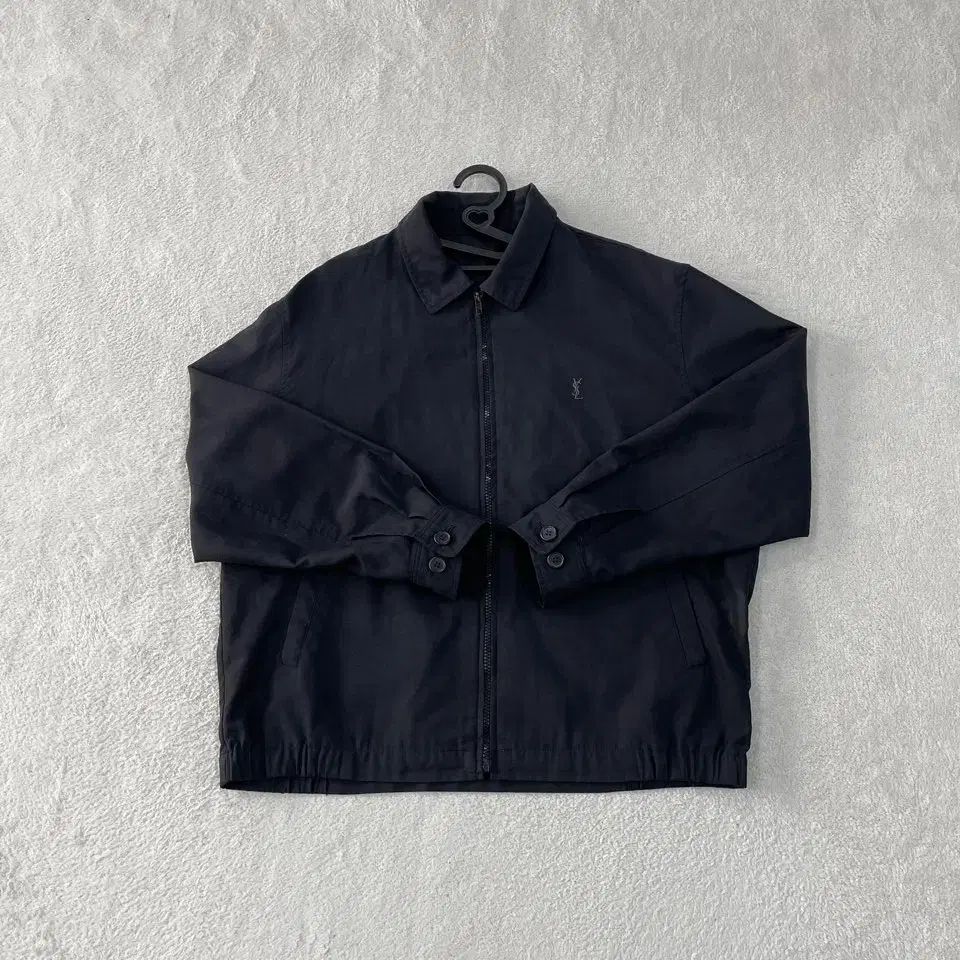 Yves SAINT Saint Laurent（ブルゾン）のフリマアイテム一覧 YVES