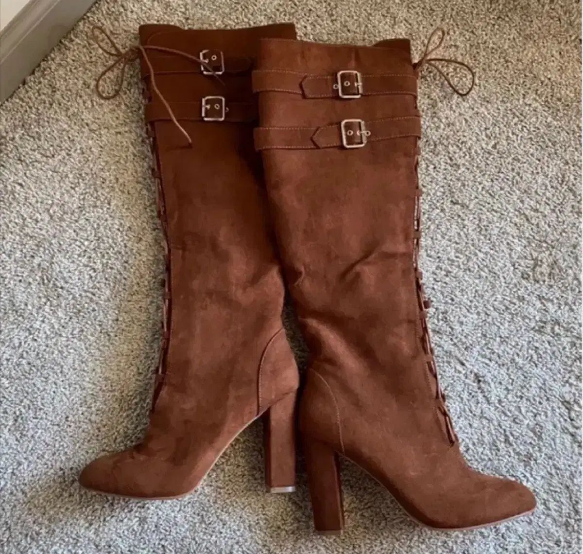 ブラウン スウェード 紐 ロングブーツ 冬ブーツ 〇〇姉妹 マリマーケット デアオブ 〇〇姉さんでも