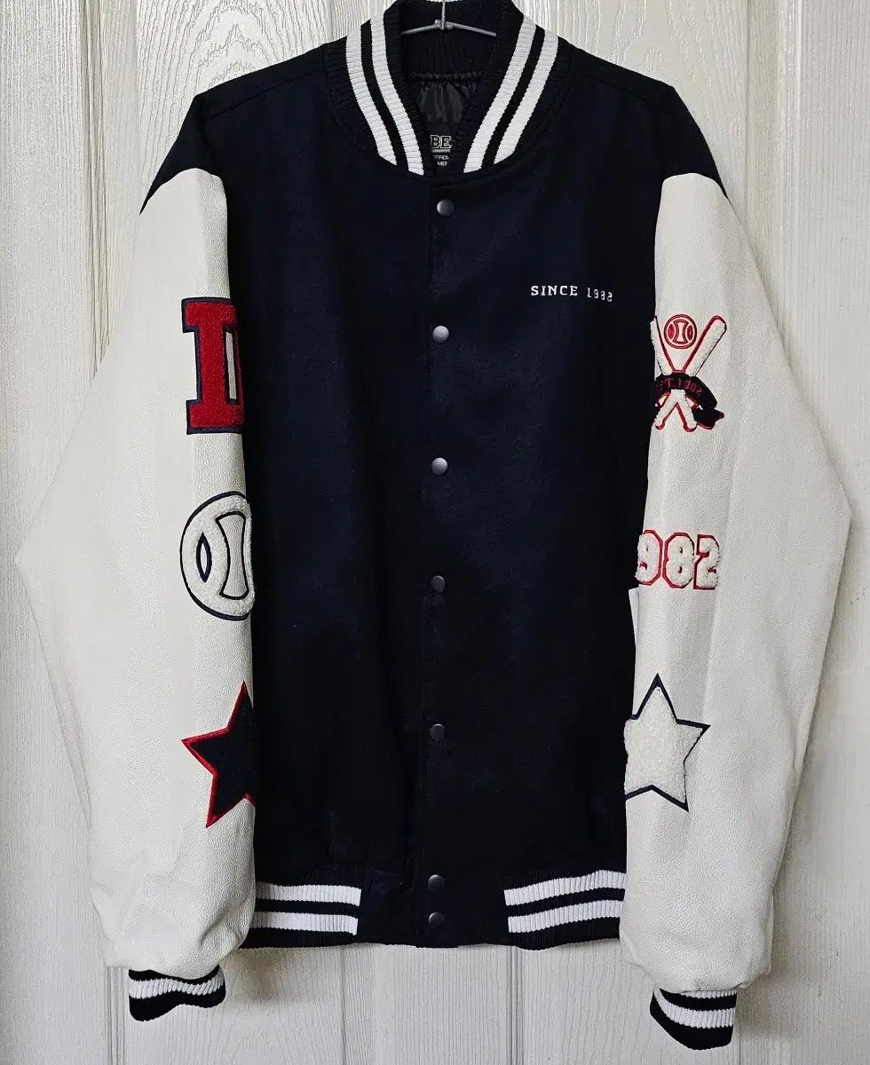 105 斗山ベアーズ スタジャン ジャケット アウター