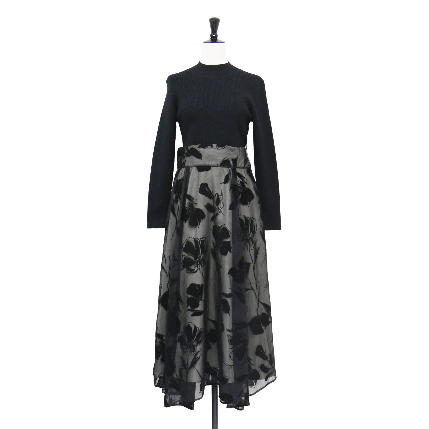 Mystrada マイストラーダ ワンピース ブラック 黒 サイズ:38(M) | 20秋冬 リリー フロッキー ドッキング ワンピース | ロング ハイネック 長袖 コンビ 花柄 プリント | トップス ドレス【レディース】【中古】【K4646】 Mystrada マイストラーダ ワンピース ブラック 黒 サイズ:38(M) | 20