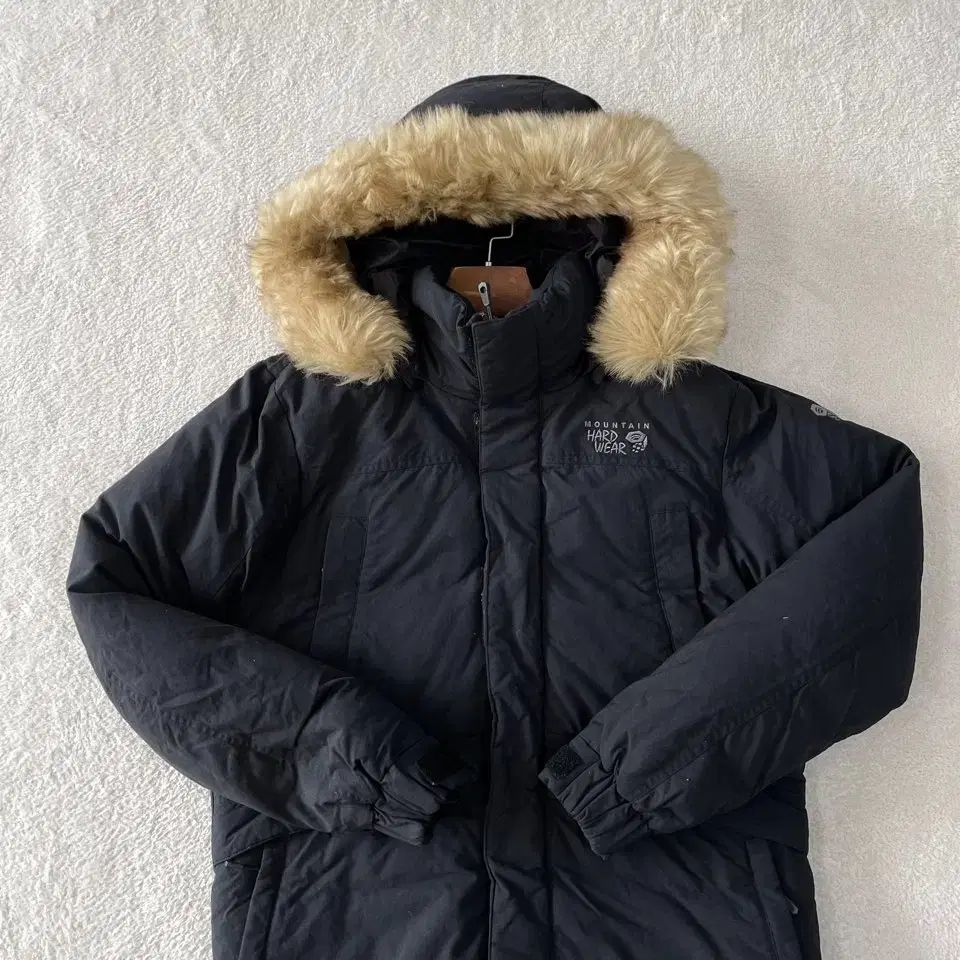 M マウンテンハードウェア メンズ ダウン 95