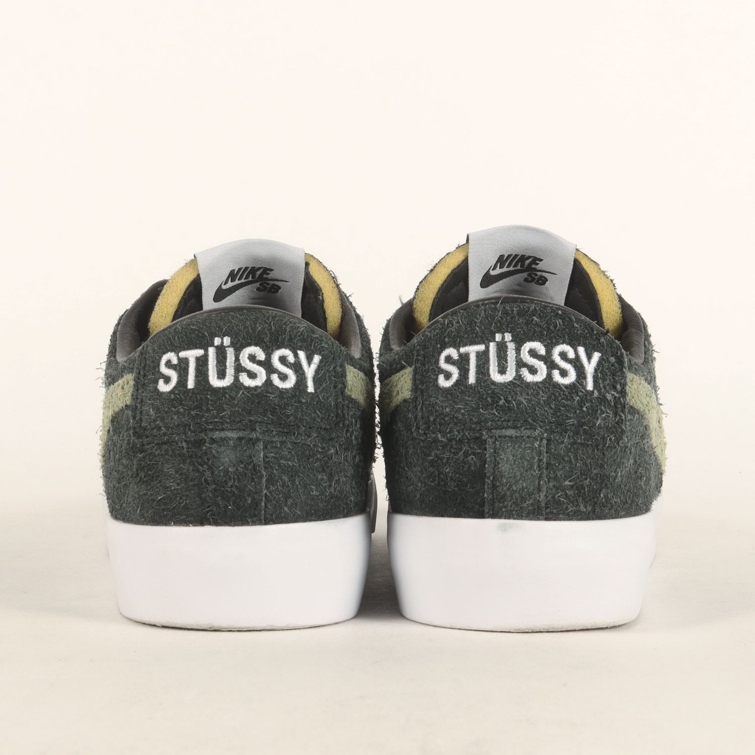 美品】STUSSY ステューシー サイズ:US10.5(28.5cm) | NIKE KEVIN SB 