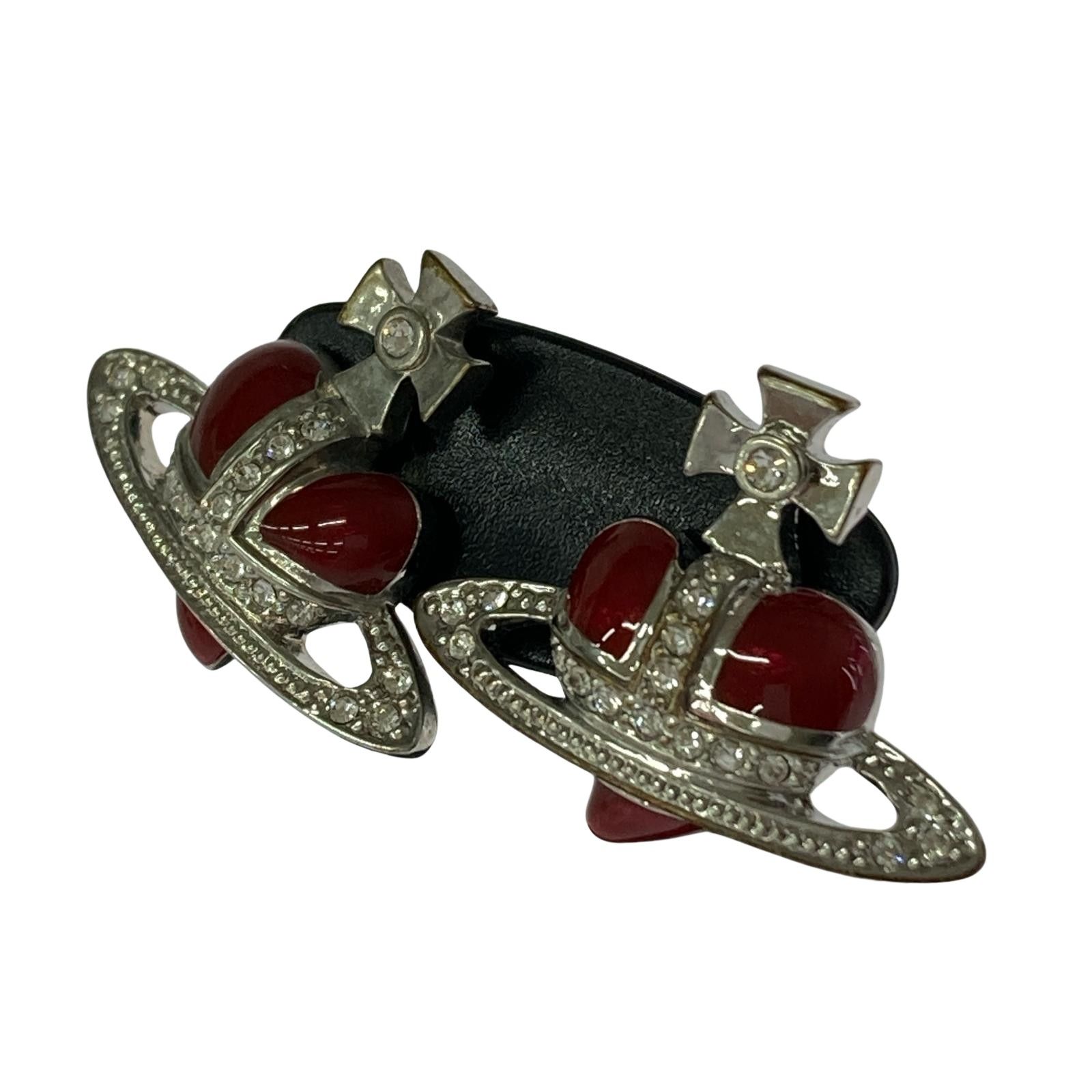Vivienne Westwood ピアス シルバー/レッド Vivienne Westwood ヴィヴィアンウエストウッドピアス/シルバー×レッド
