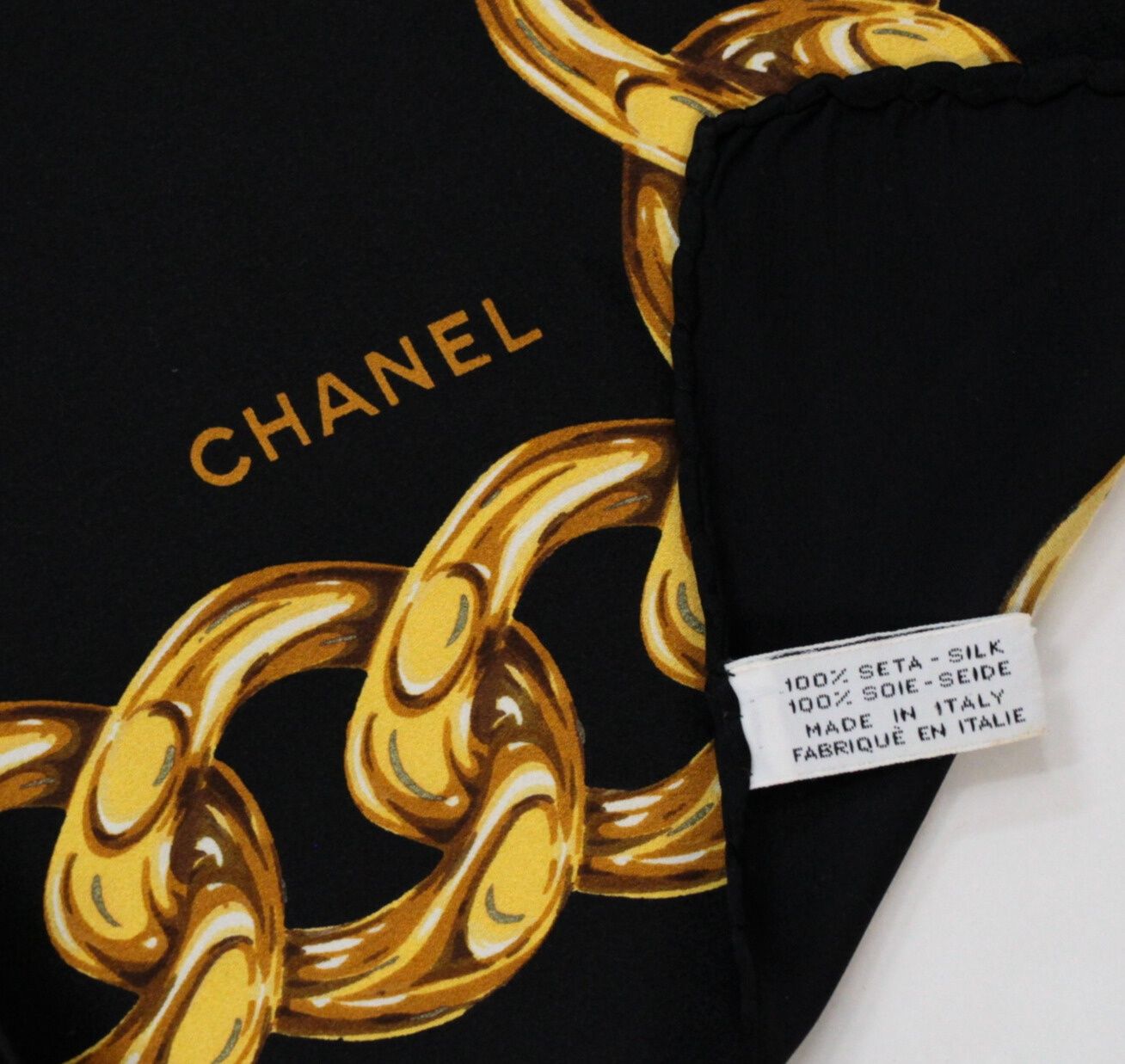 【良品】【シャネル】チェーン柄 ココマーク 大判 スカーフ シルク100 黒 シャネル CHANEL ヴィンテージ 大判スカーフ ココマーク チェーン柄