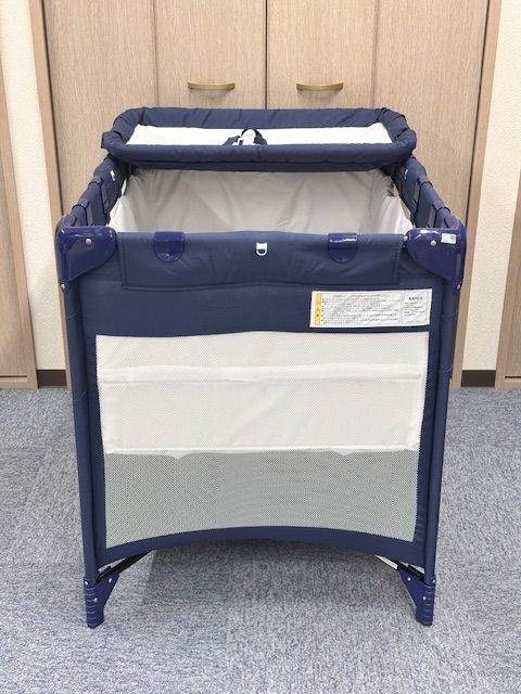 ポータブルベビーベッド カトージ(KATOJI) おむつ替えテーブル付 ポータブルベビーベッド カトージ(KATOJI) おむつ替えテーブル付