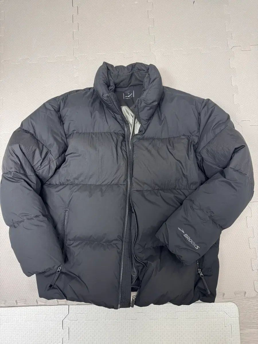 ブルックス ブラック ダウン アウター xl