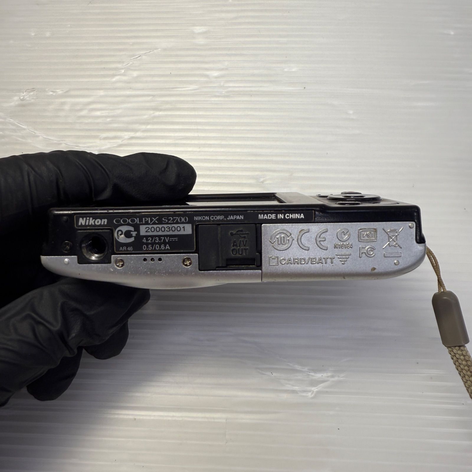 ☆ニコン クールピクス☆S2700 Nikon COOLPIX シルバー デジカメ