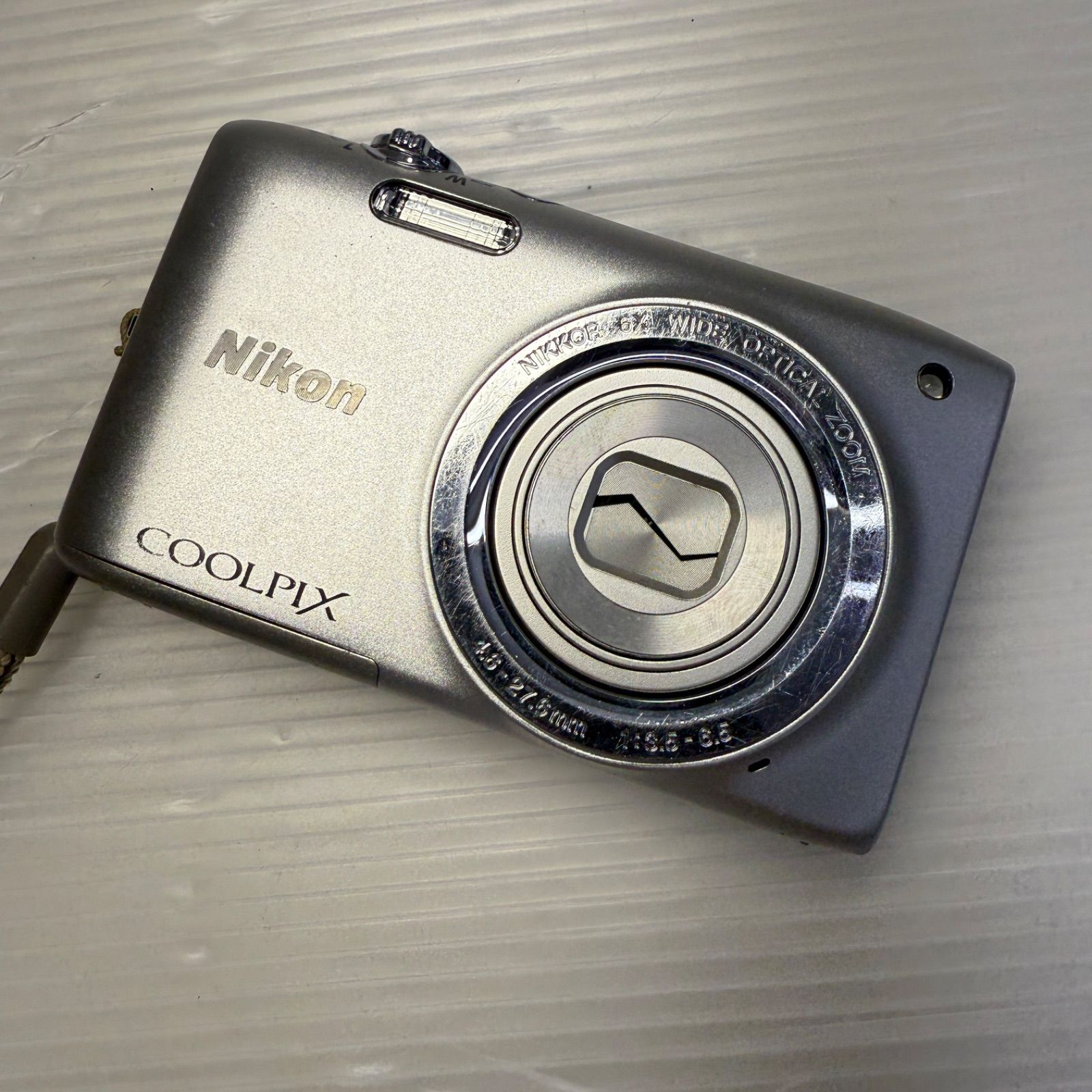 ☆ニコン クールピクス☆S2700 Nikon COOLPIX シルバー デジカメ