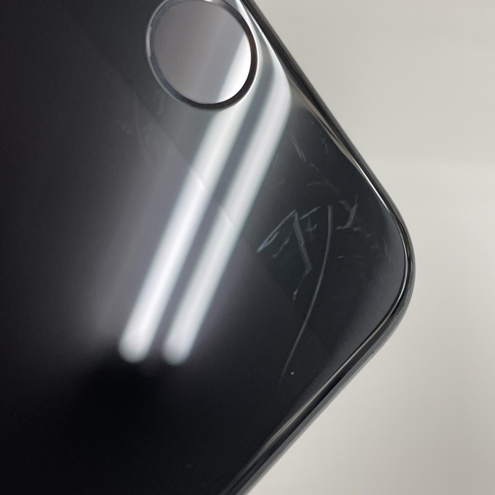 docomo iPhone SE(第2世代) 64GB ブラック - メルカリ