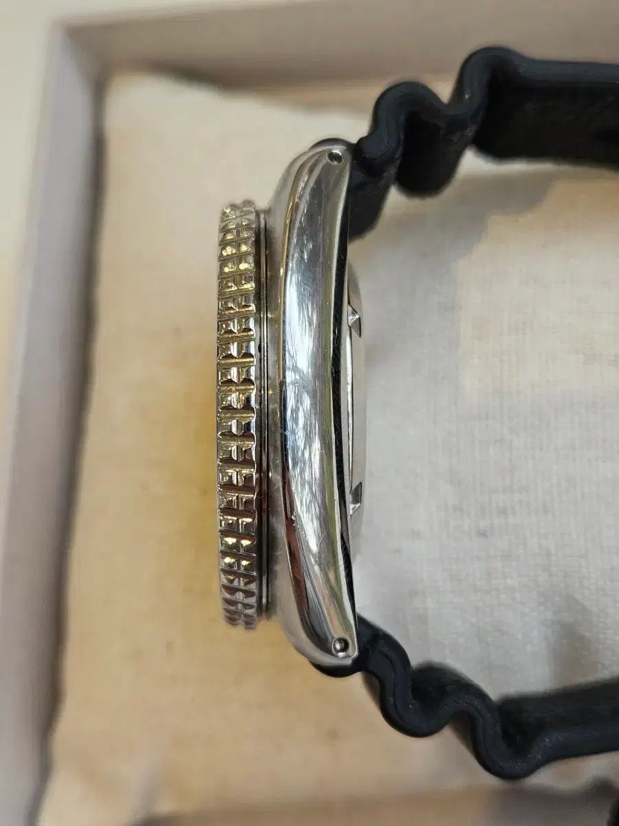 セイコー タートル srpe 93 j 日本 生産 直送 ストラップ 3本