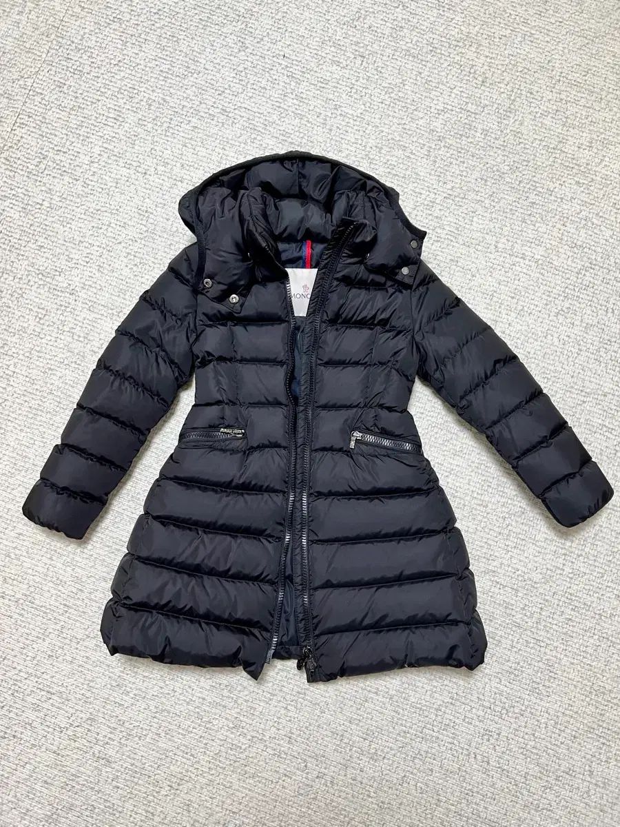 モンクレール シャーパル キッズ ダウン 6 y ブラック