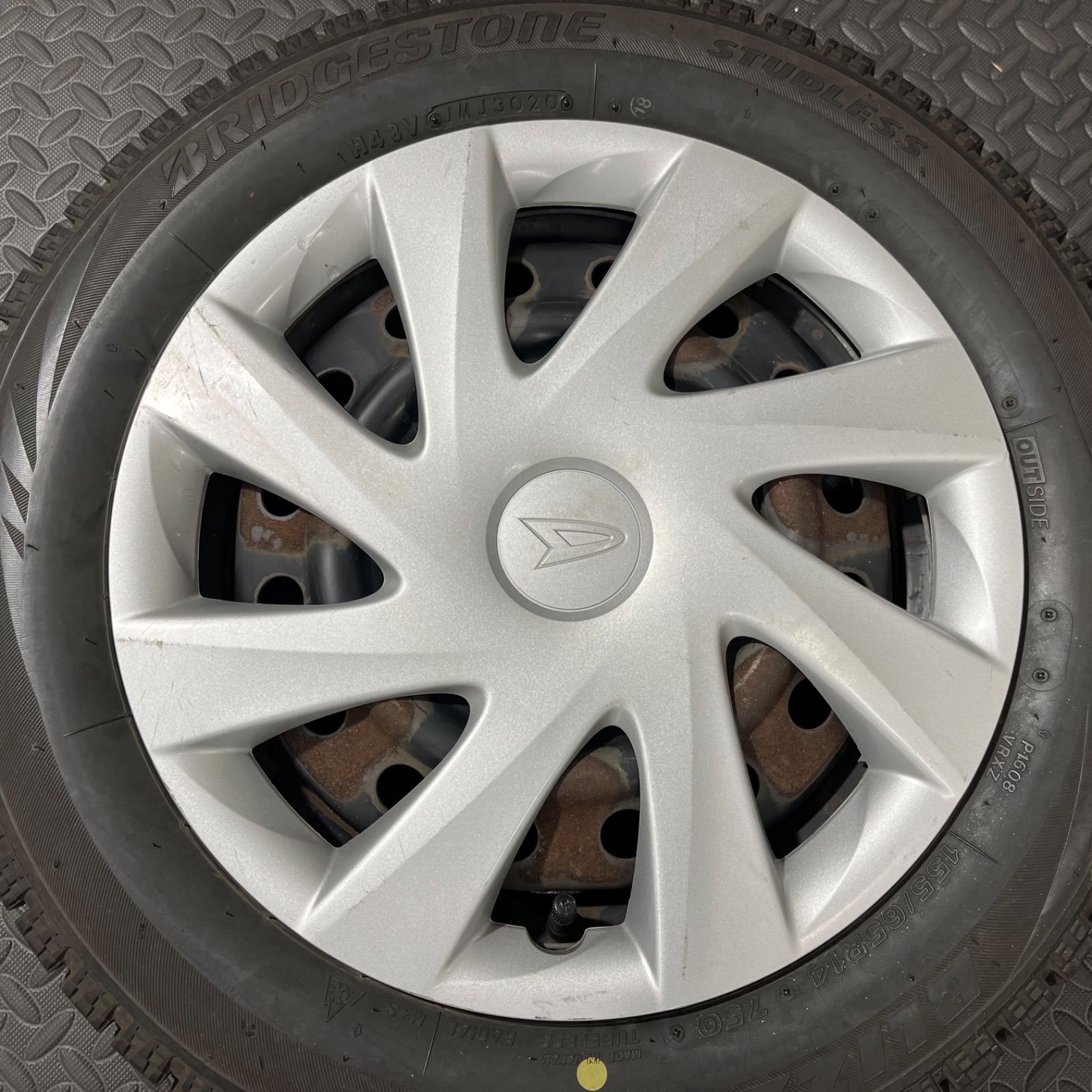 20年製 155 65 R 14 ブリヂストン ブリザックVRX ダイハツ タント ムーヴ ミラ コンテ スタッドレスタイヤ 1251 E