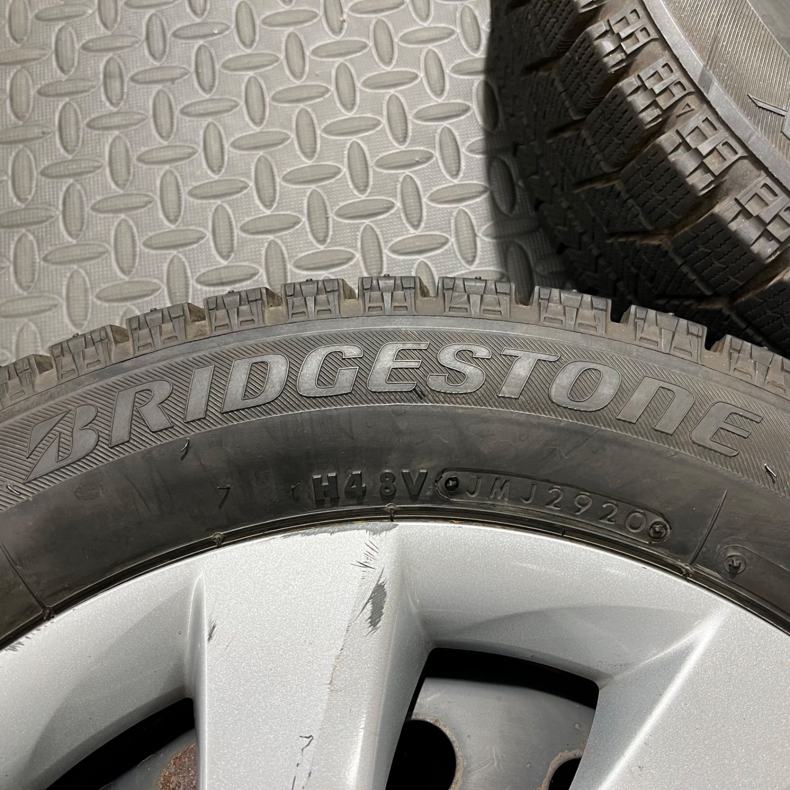 ブリザックVRX ダイハツ