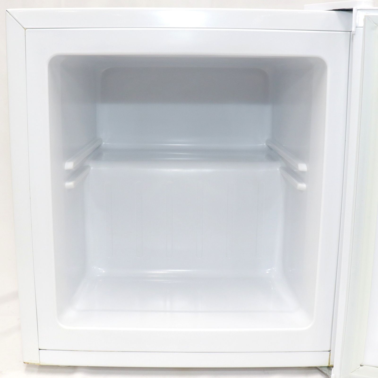 中古 [32L]レンティオ 小型冷凍庫 1ドア セカンド冷凍庫 RN-FZ32 rn