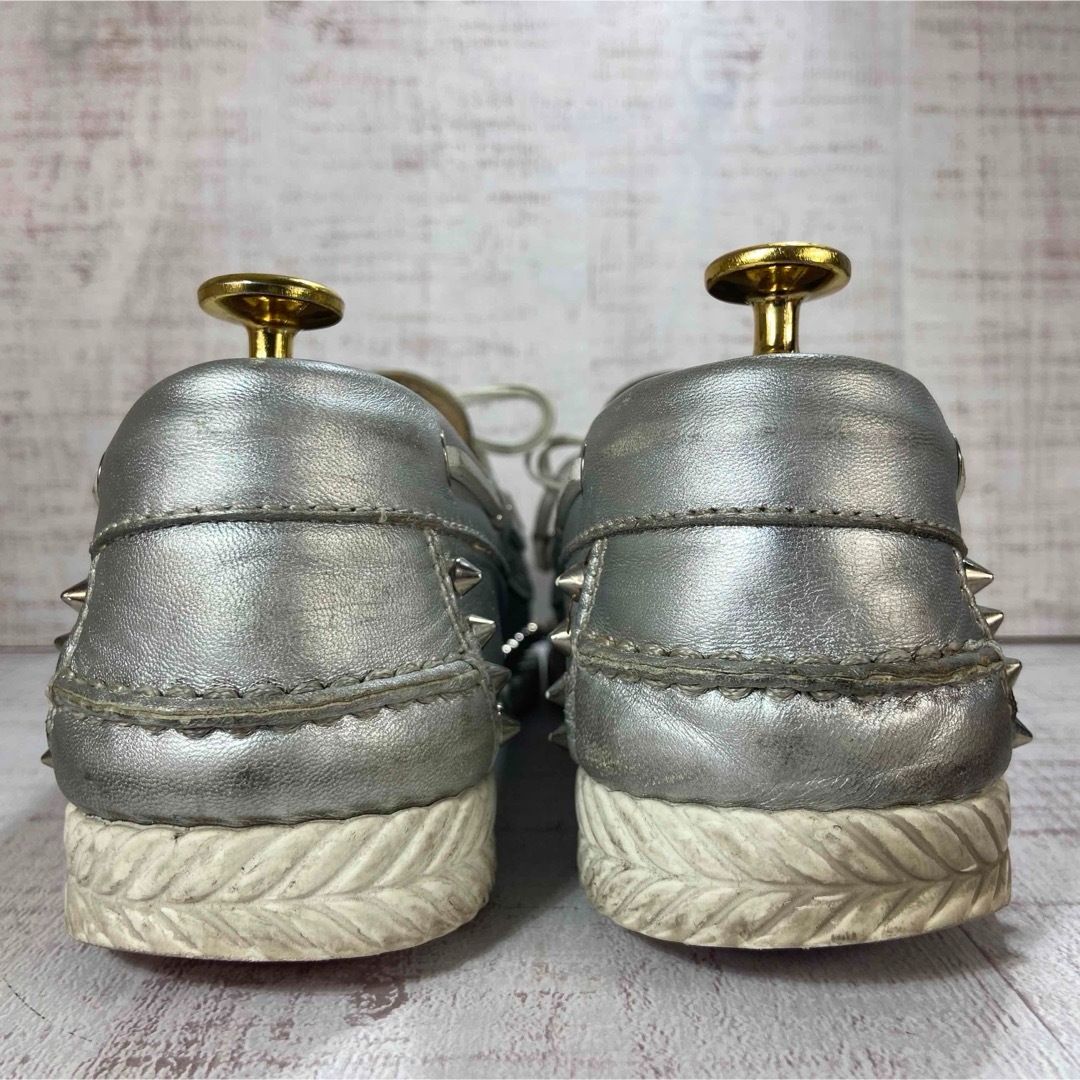 Christian デッキシューズ スタッズ Louboutin クリスチャンルブタン