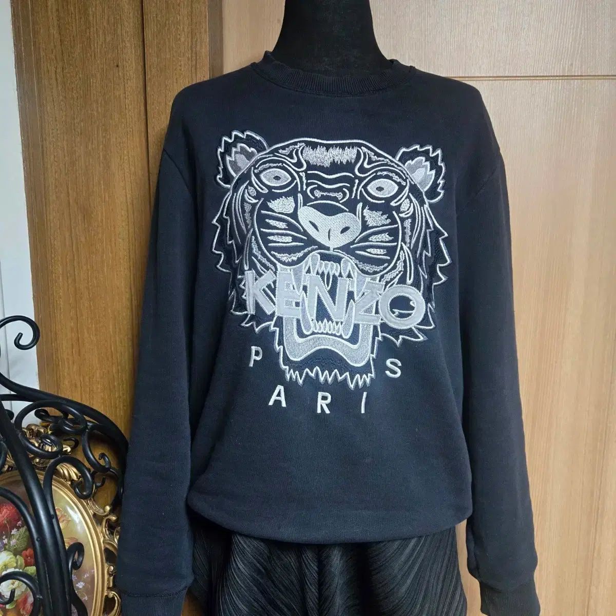 KENZO ブラック タイガー刺繍 スウェット S - メルカリ