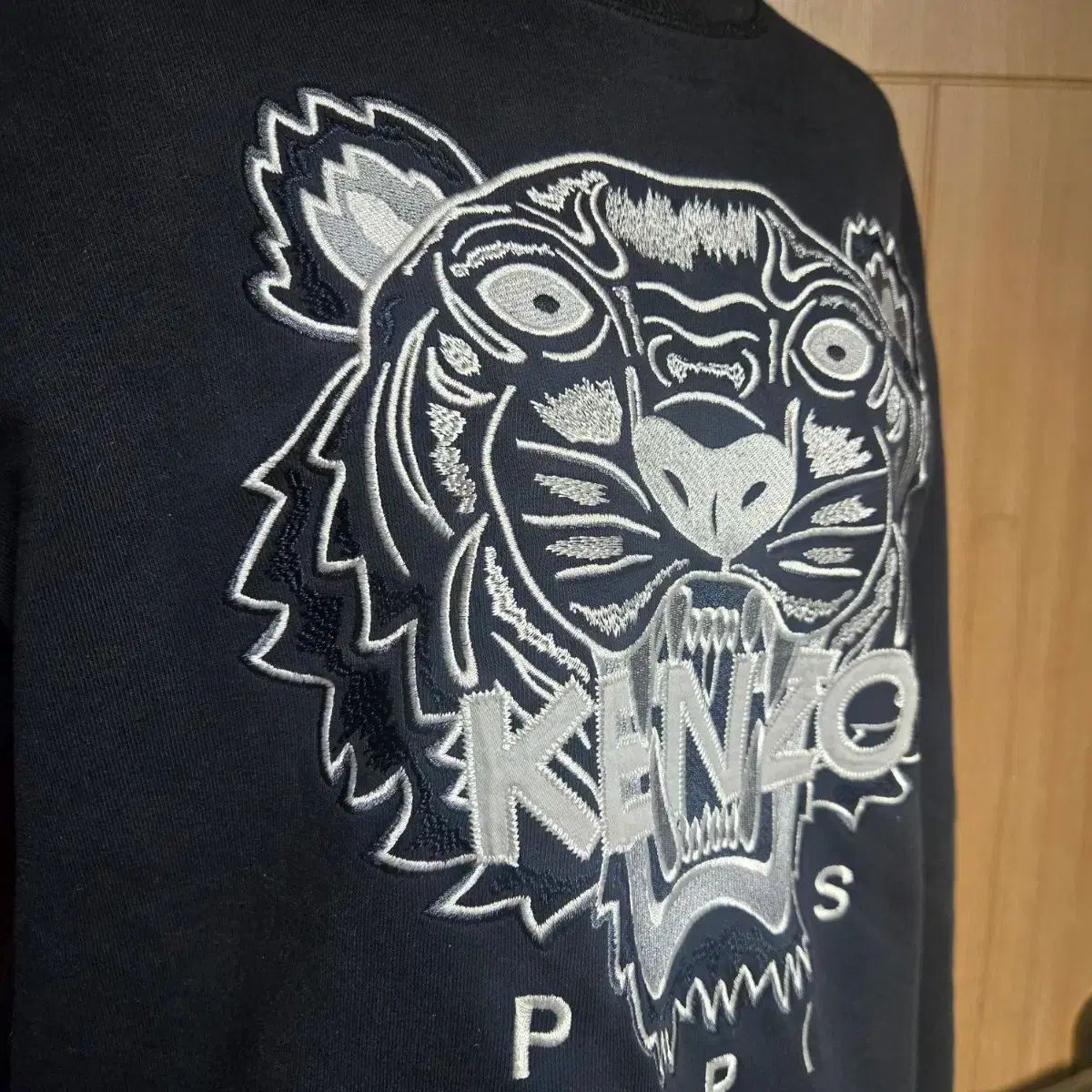 KENZO ブラック タイガー刺繍 スウェット S - メルカリ