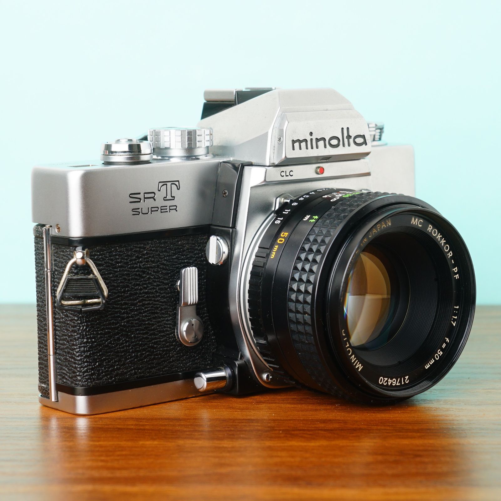 [美品]完動品◎ミノルタSRT SUPER ブラック 50mm f1.7 91 美品] 完動品◎ミノルタSRT SUPER 50mm f1.7 ケース付き 94/20 - メルカリ