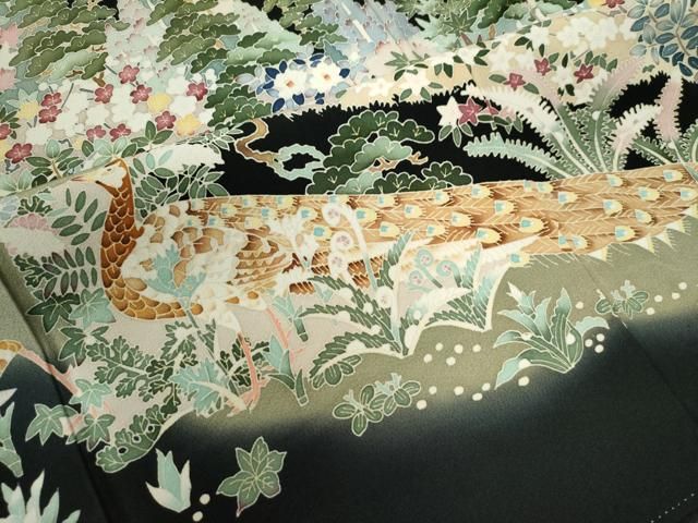 黒留袖 孔雀樹林花鳥文