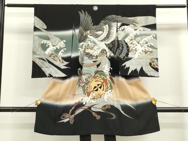 平和屋着物 お宮参り 男の子 祝着 産着 初着 のしめ 鷹 立波吉祥文 暈し染め 黒地 金銀彩 ze