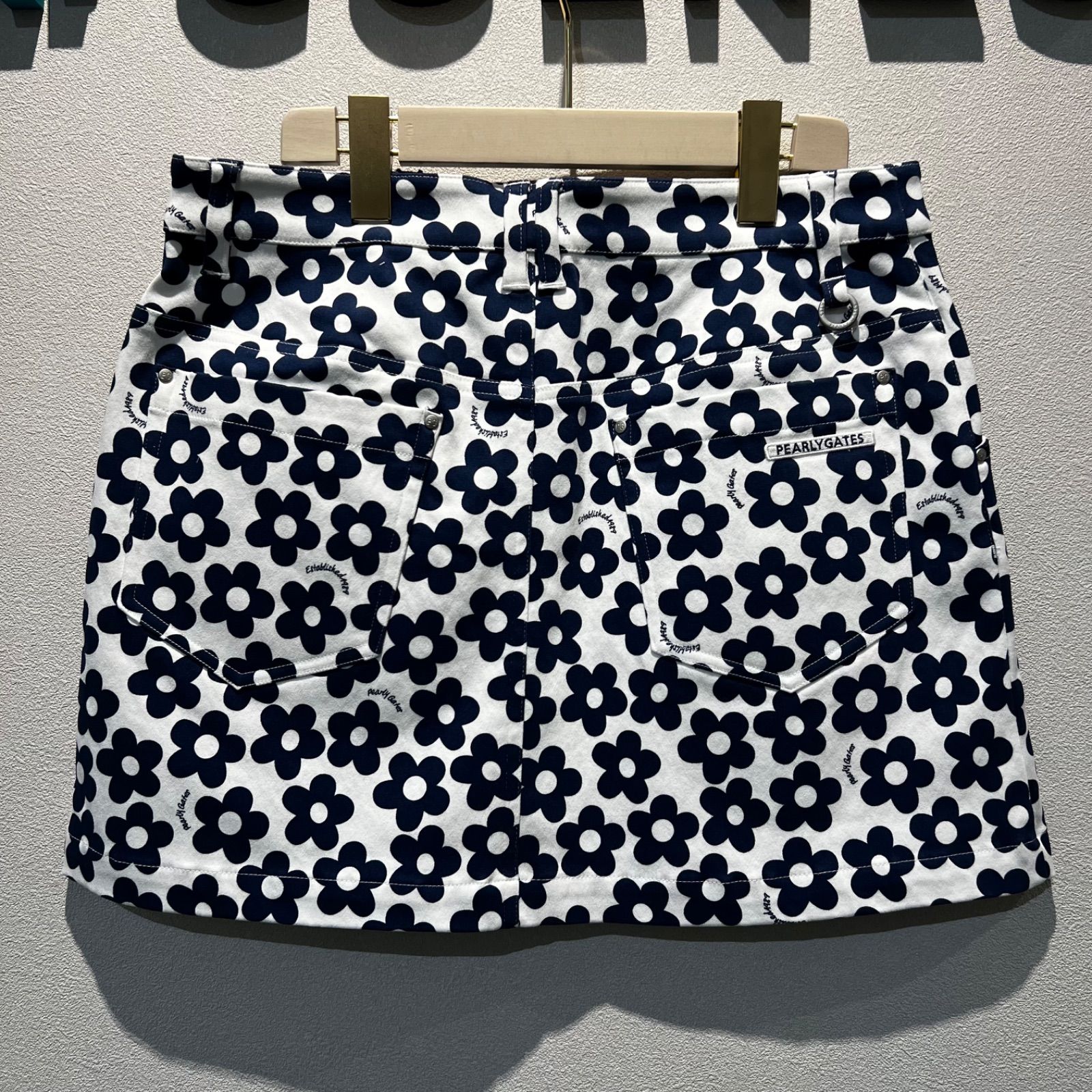 PEARLY GATES ストレッチサテン表スエードピーチスカート フラット花柄 サイト サイズ２