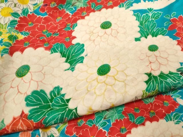 平和屋着物∵アンティーク 大正ロマン 女の子 十三参り 子供 祝着 花車文 逸品 CAAZ7102ze 十三参り 子供 大正ロマン 草花 立波文 一つ身