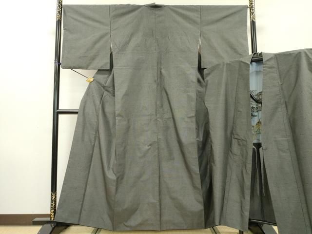 平和屋着物●本場大島紬　袖なし羽織セット　100亀甲　総詰め　正絹　逸品　DAAX9971fe 平和屋着物○本場大島紬 袖なし羽織セット 100亀甲 総詰め 正絹 逸品