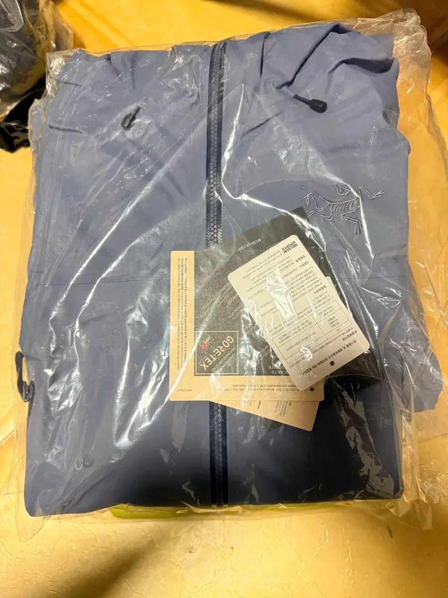 ARC TERYX アークテリクス ベータ SL ジャケット