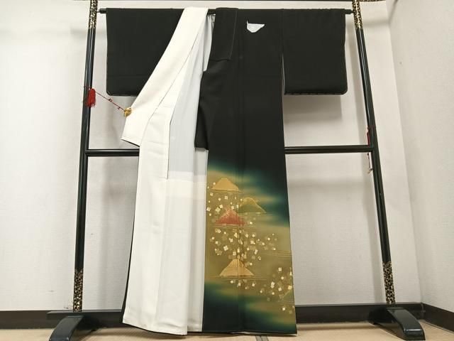 平和屋着物 京友禅の第一人者 松井青々 黒留袖 駒刺繍 重ね山文 金彩 正絹 ph