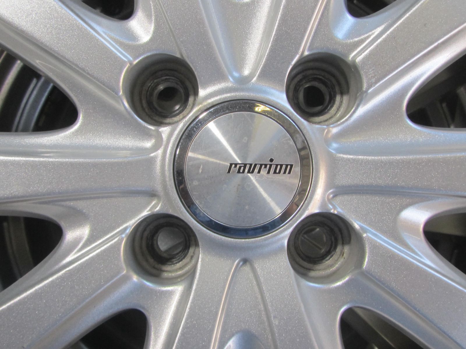 15 スタッドレス