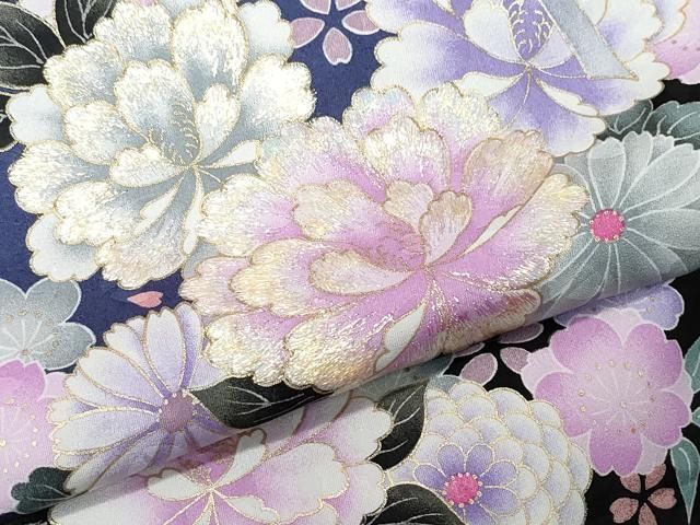 平和屋着物○小振袖 二尺袖 刺繍 舞花文 黒地 金彩 洗える着物