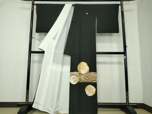 平和屋着物 豪華黒留袖 駒刺繍 立波鶴の丸 金彩 正絹 ps