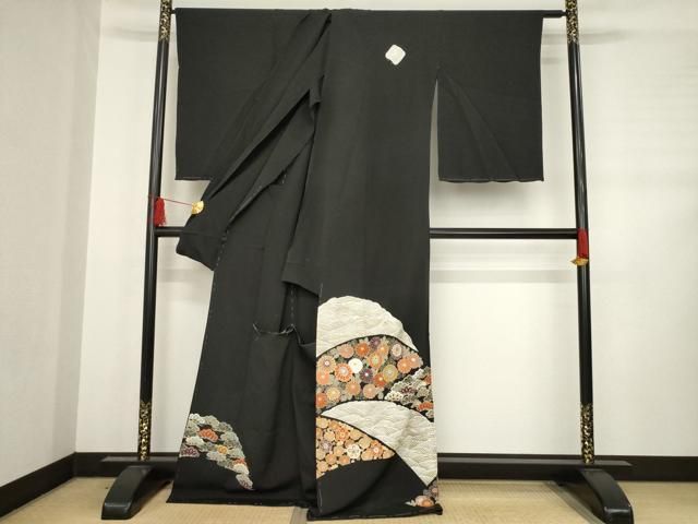 平和屋着物 豪華黒留袖 友禅 刺繍 遠山吉祥花文 金彩 仮絵羽 正絹 ck