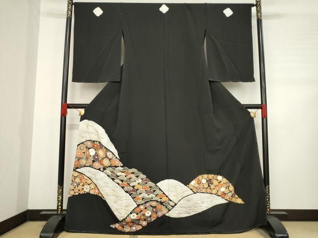 平和屋着物 豪華黒留袖 友禅 刺繍 遠山吉祥花文 金彩 仮絵羽 正絹 ck