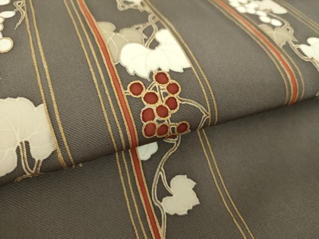 平和屋着物○塩瀬 九寸名古屋帯 葡萄蔦の葉文 金彩 正絹 逸品