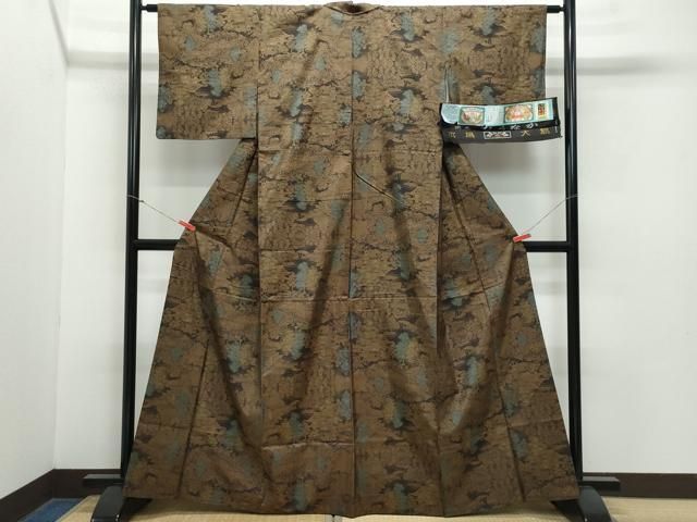 平和屋着物 本場大島紬 9マルキ 泥染め 風景草木文 なかむら謹製 三越扱い 証紙付き 正絹 vf