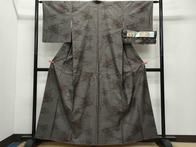 平和屋着物 本場大島紬 9マルキ 泥染め 草花文 たなべ謹製 証紙付き 正絹 vf