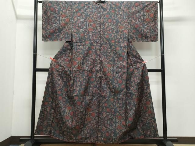 平和屋着物 本場大島紬 7マルキ 舞花文 正絹 vf