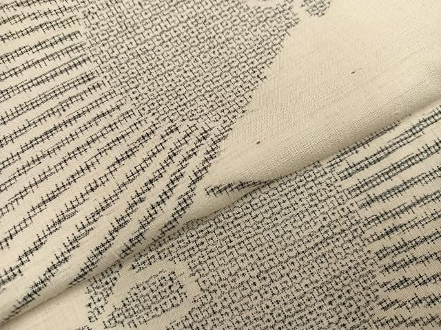  平和屋着物●本場結城紬 重要無形文化財 100亀甲 枝松文 正絹 ph 紬 着物