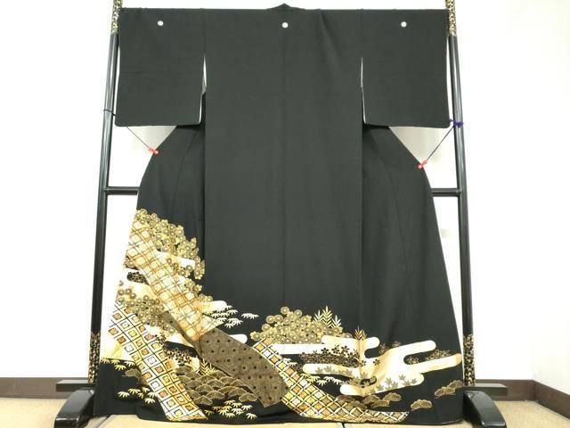 平和屋着物●豪華黒留袖 駒刺繍 吉祥草花文 金銀彩 正絹 ud