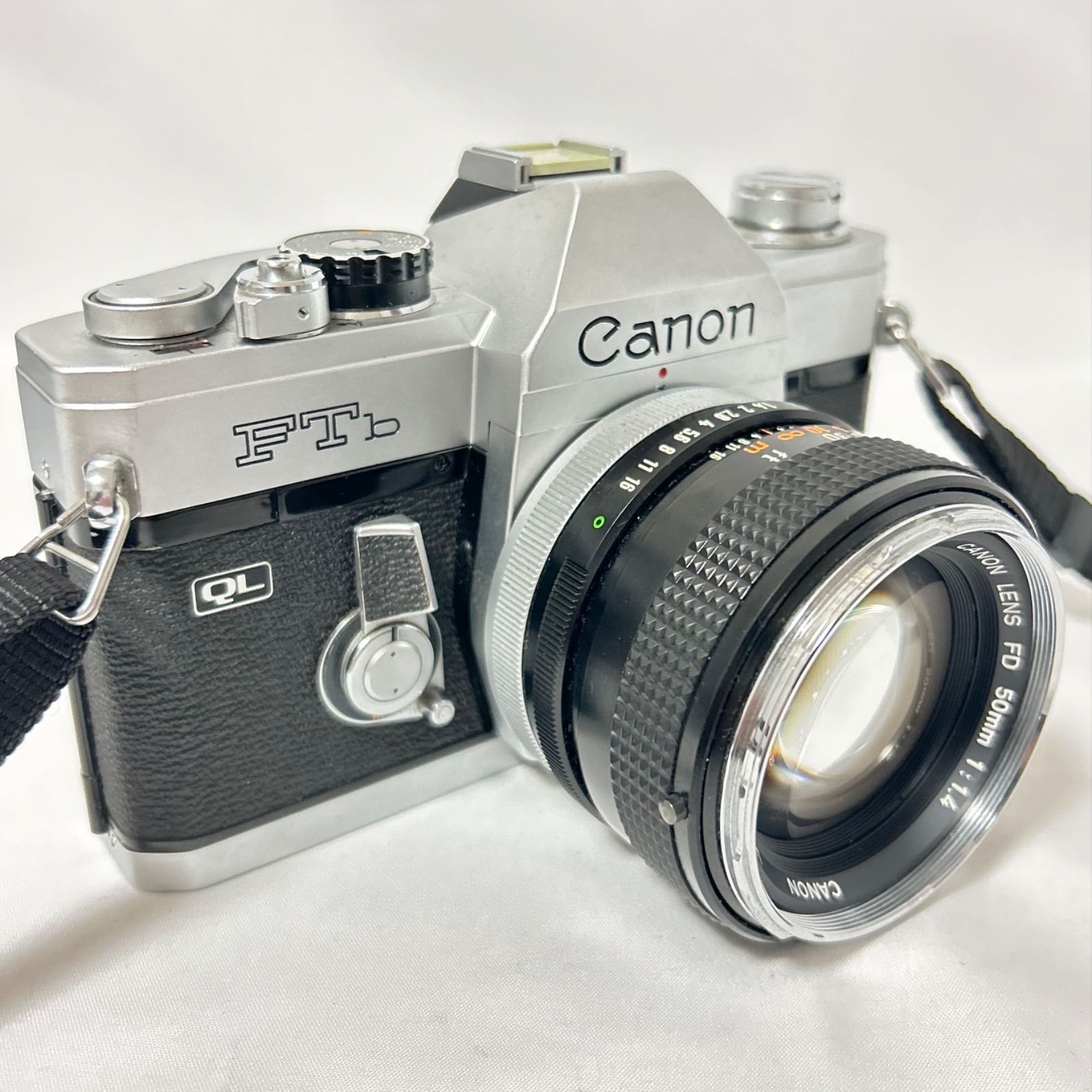 良品】 キヤノン CANON FTb QL ボディ + FD 50mm F1.4 ☆シャッター