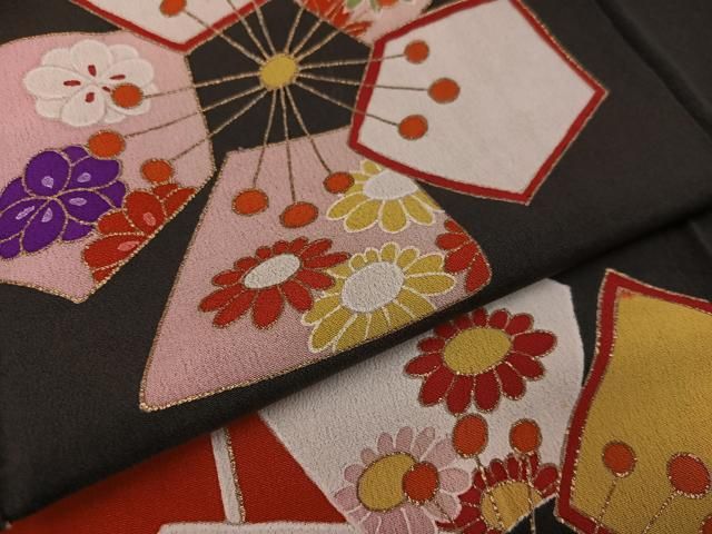 平和屋着物○小振袖 二尺袖 舞花文 黒地 金彩 正絹 逸品 AABC3707ph