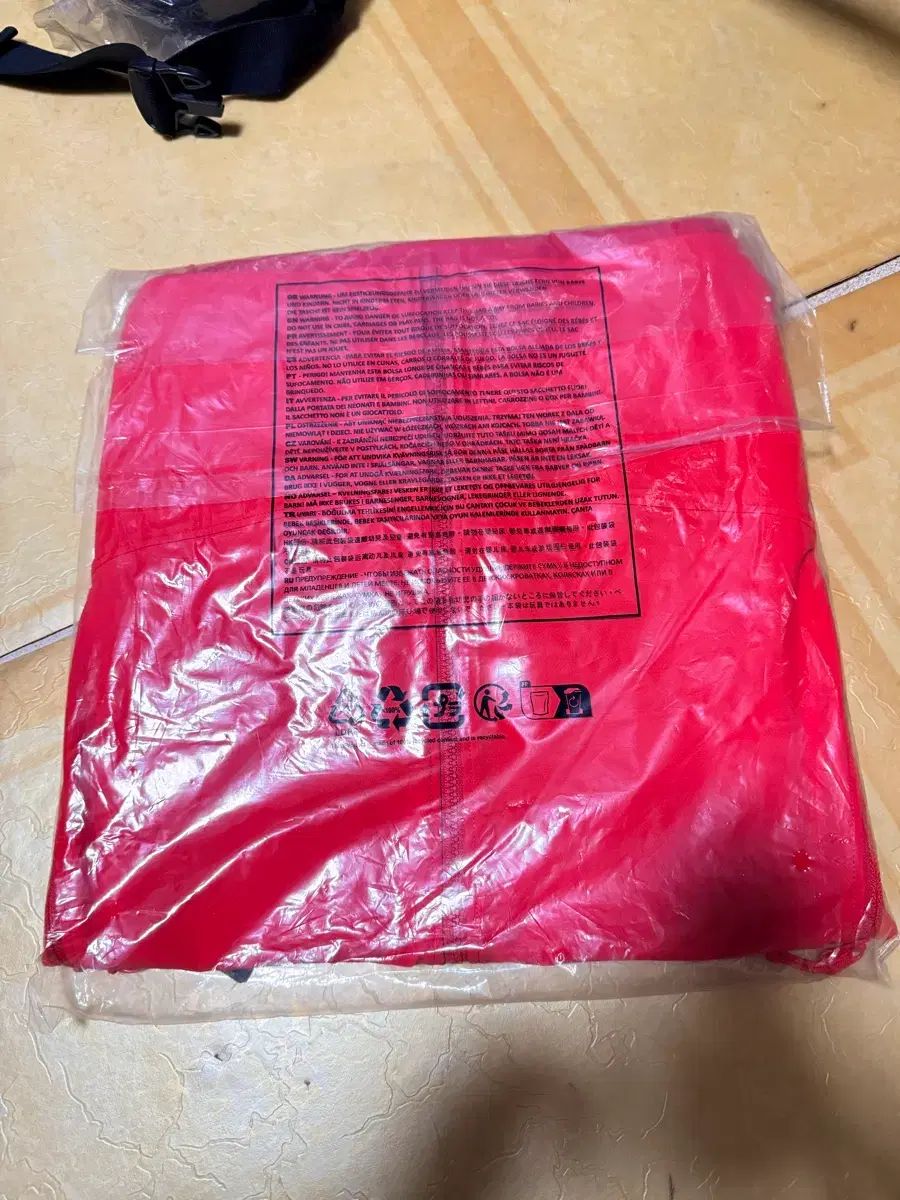 アークテリクス GAMMA フーディー