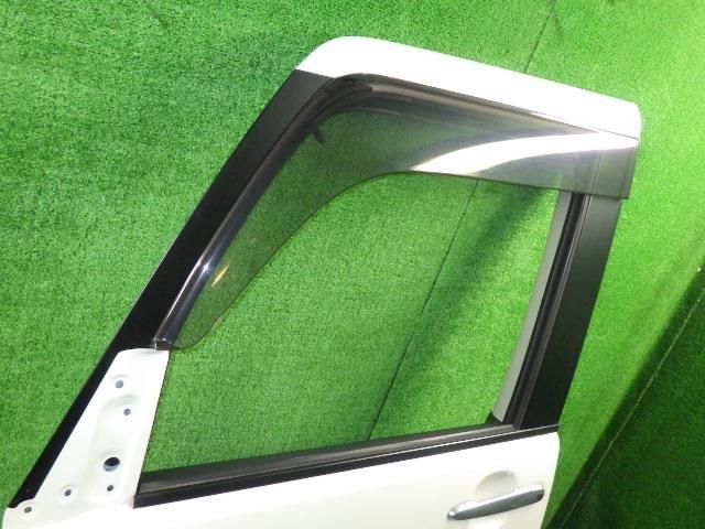 タント DBA-LA600S 左FドアASSY W24 白パール 67002-B2350 9175